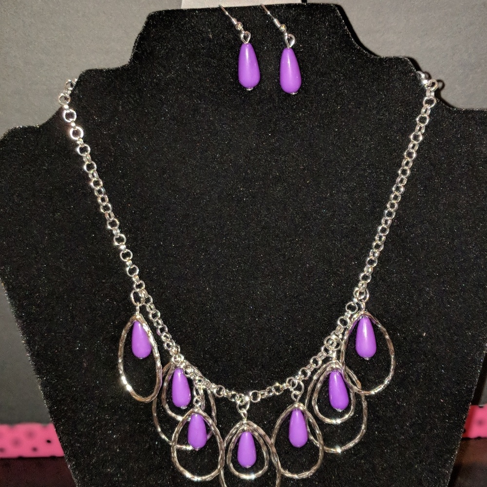 Accessories - Picture 7 of 8